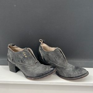 Women’s Heeled Boot